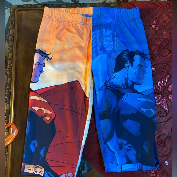 NWOT DC Comic Ladies Women's Superman Print Polyester Blend Stretchy Leggings L - Picture 9 of 13